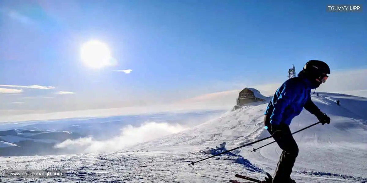 用细节诠释热爱！✨ 运动装备 + 潮流单品，你的风格由你定义！